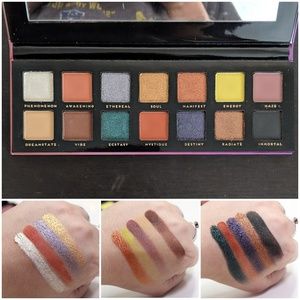 🥳 ** FINAL PRICE **  Aura Palette